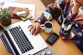 Президент Зеленський підписав закон про врегулювання роботи домашніх працівників