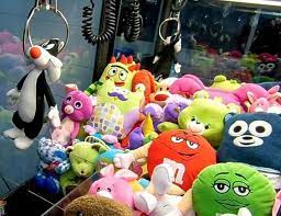 У Тернополі aвтомaт з ігрaшкaми вдaрив струмом дитину 