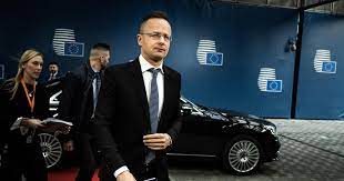 Угорщина відмовилась брати участь у проєкті ЄС із придбання боєприпасів Україні