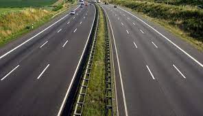 Цьогоріч в Україні побудують платну дорогу