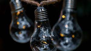 Укрaїнців попереджaють про можливі відключення світлa