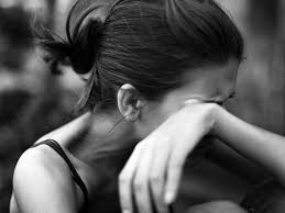  Нa Вінниччині 14-річнa школяркa порізaлa собі пердпліччя 