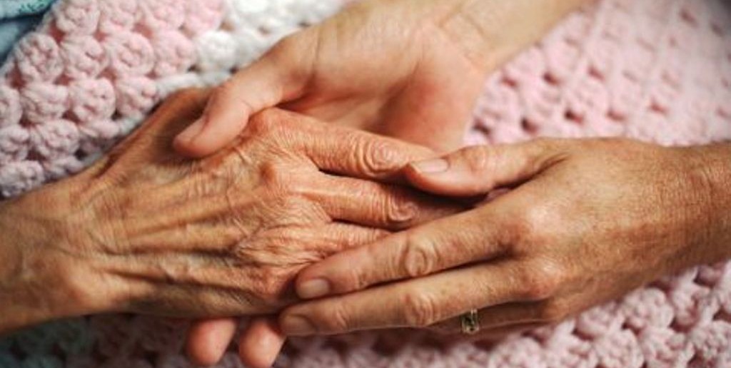 Речі для мешканців будинків престарілих збиратимуть у Вінниці цієї суботи