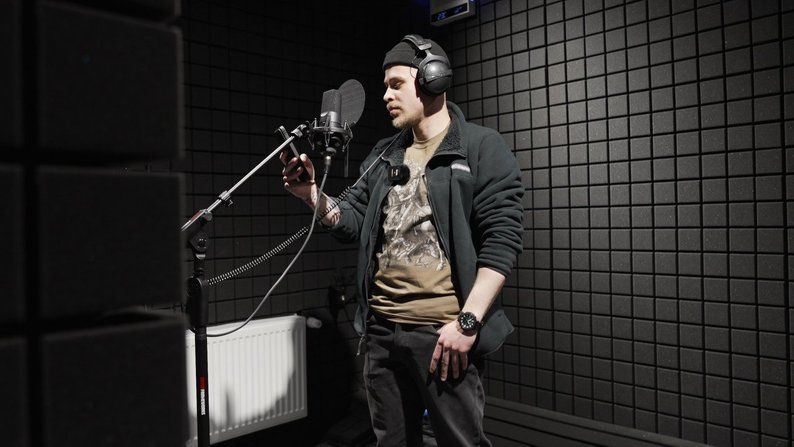 Вірші, як свідчення – ветеран Кирило Яценко закарбував російські воєнні злочини у віршах