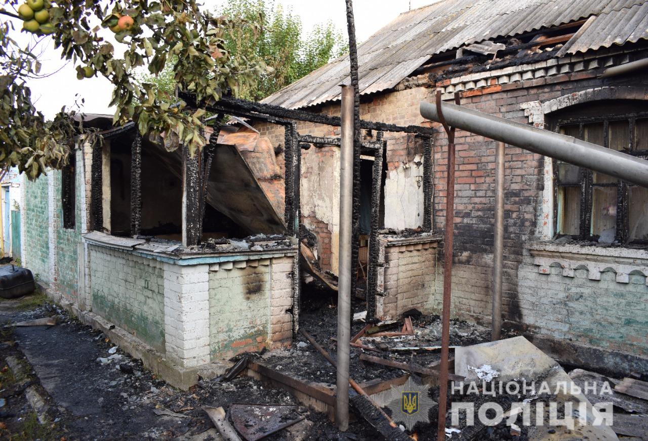 На Вінниччині чоловіку загрожує до 15 років позбавлення волі за те, що він живцем спалив у будинку родича 