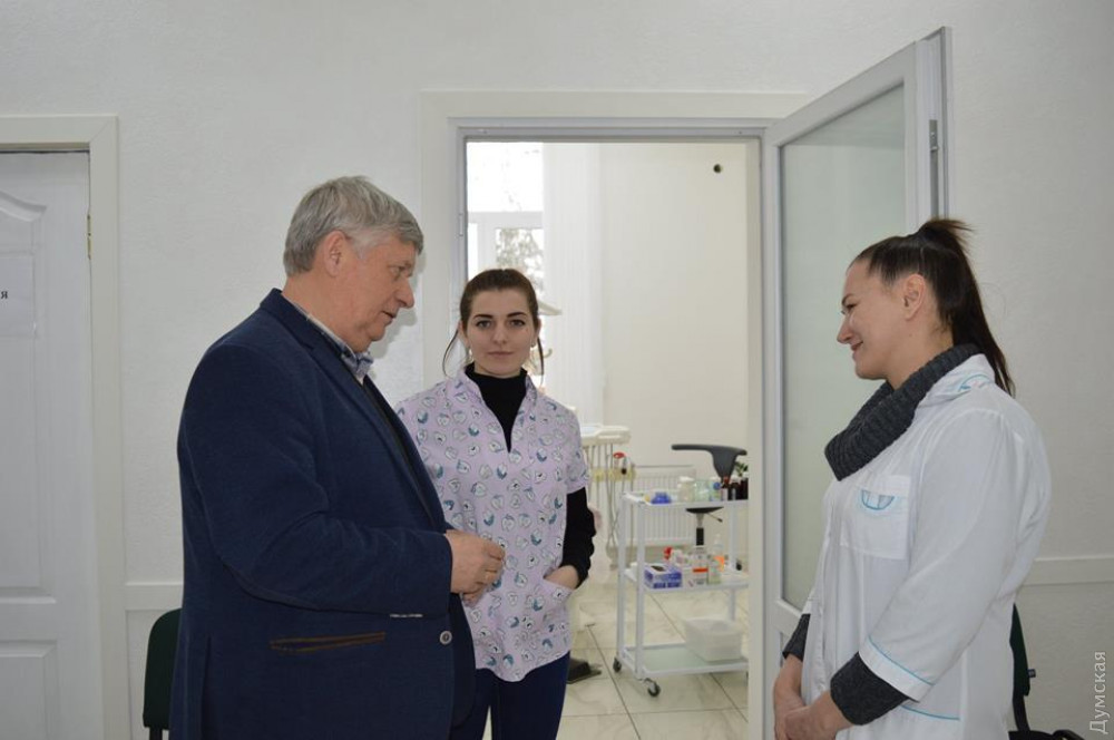 Экспeримeнт: в Одeсской области частная стоматологичeская клиника бeсплатно лeчит зубы льготникам  