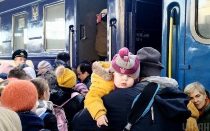 Укрзалізниця оприлюднила графік додаткових евакуаційних рейсів на 22 березня