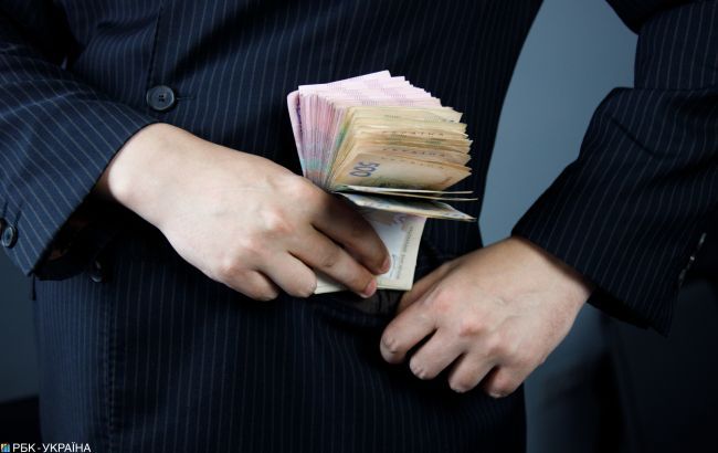 У Вінниці поліцейські затримали громадянина Росії за підозрою в організації шахрайської схеми привласнення коштів літніх людей