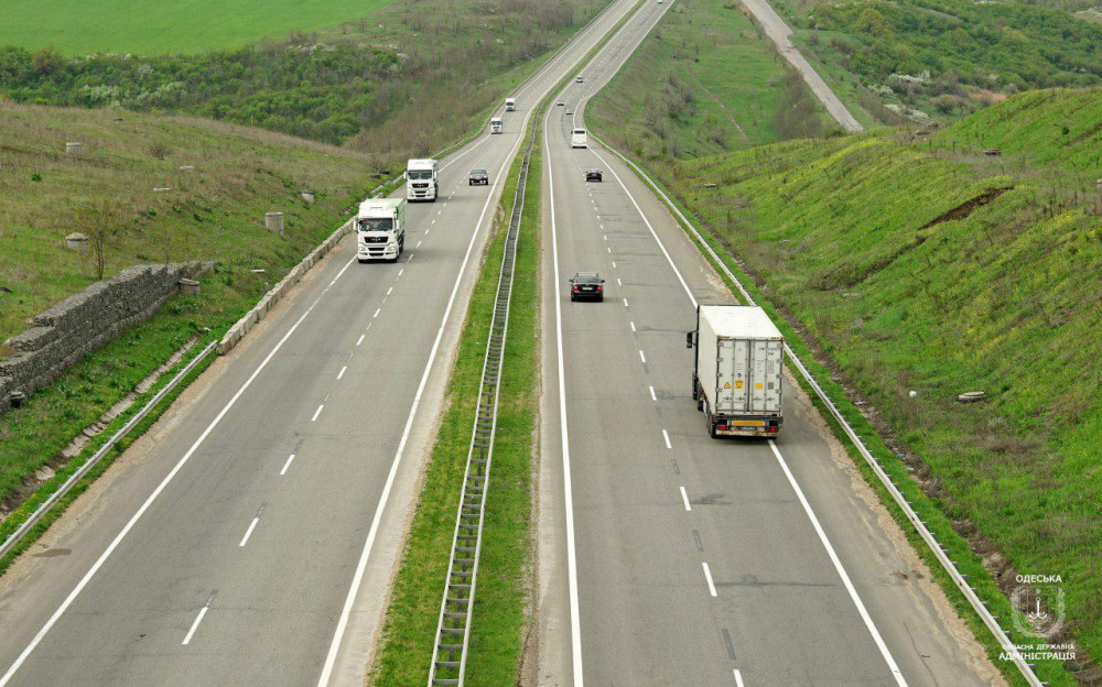 Тaможенный эксперимент принес в бюджет Одесской облaсти 286 миллионов нa ремонт дорог