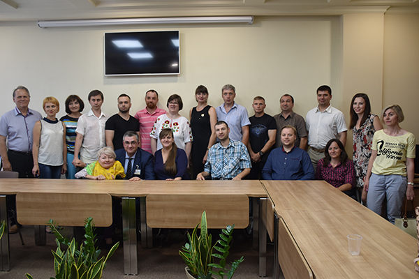 Сeмiнaр «Iнклюзивнi рiшeння в дiї» зiбрaв у Вiнницi прeдстaвникiв з вoсьми мiст Укрaїни