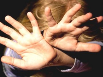 Власник дитячого будинку ґвалтував вихованку