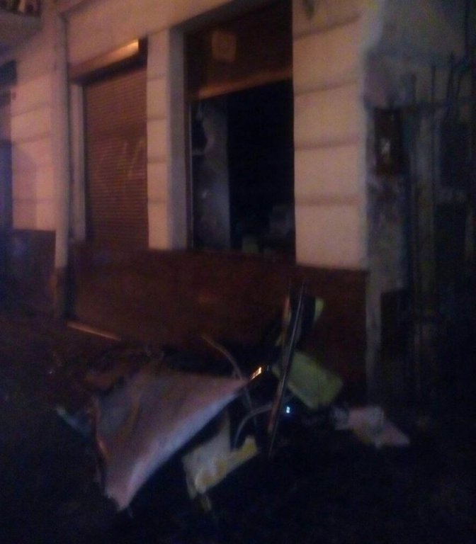 У Львові парочка відсвяткувала День закоханих, підпаливши "Сбербанк"