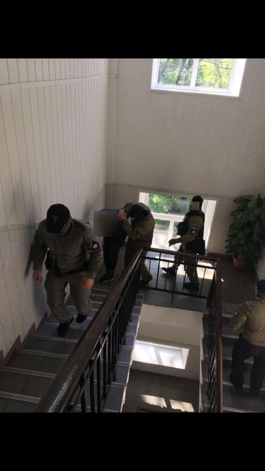 Силовики накрили банду викрадачів людей, до якої входили правоохоронці