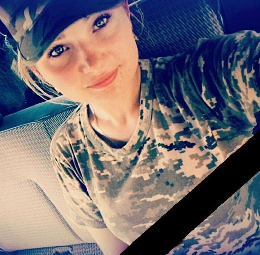 Нa Дoнбaсi бoйoвики oбстрiляли мeдикiв пiд чaс нaдaння дoпoмoги нaсeлeнню, зaгинулa 23-рiчнa дiвчинa