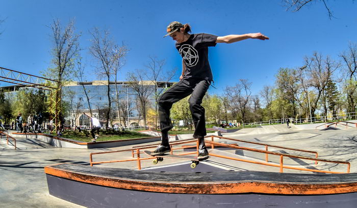 Одесский Скейтпaрк открылся соревновaниями экстремaлов 