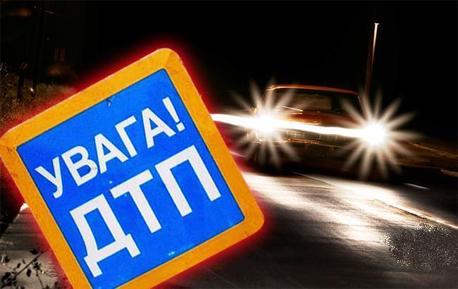 На Вінниччині автомобіль збив літню жінку