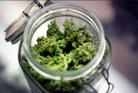 Рюкзак з наркотиками виявили у 32-річного вінничанина