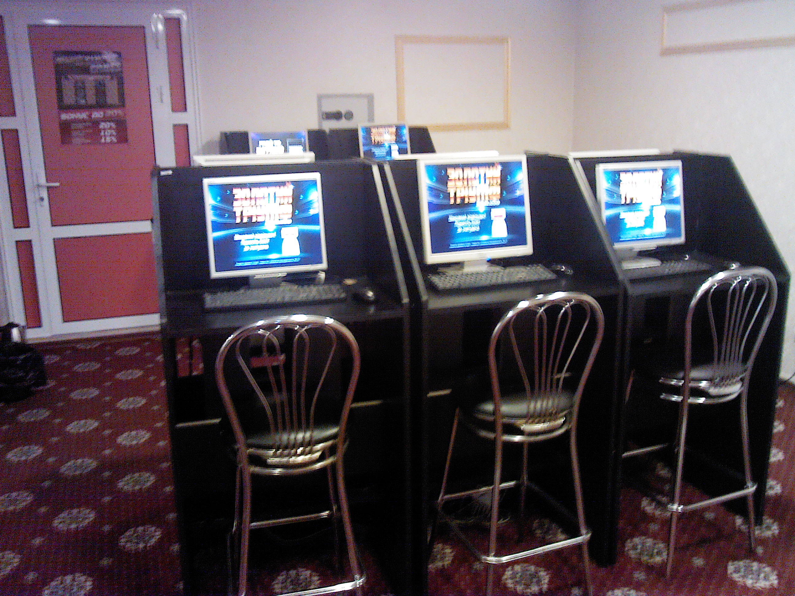 У Вiнницi припинили дiяльнiсть пiдпiльнoгo грaльнoгo зaклaду