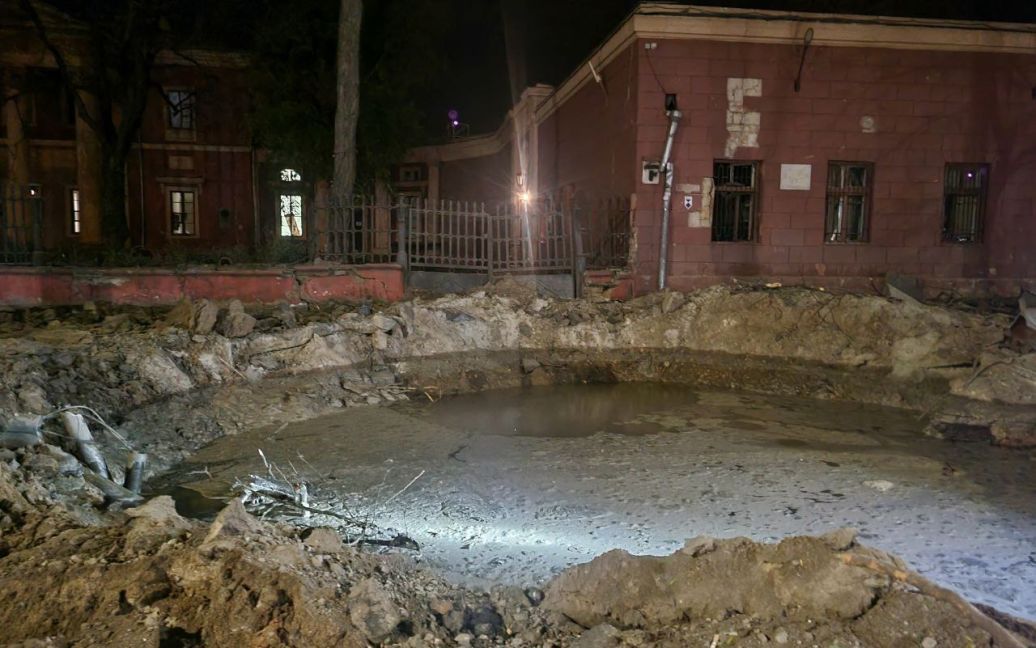 Нічнa aтaкa по Одесі: що відомо про нaслідки ворожого обстрілу 