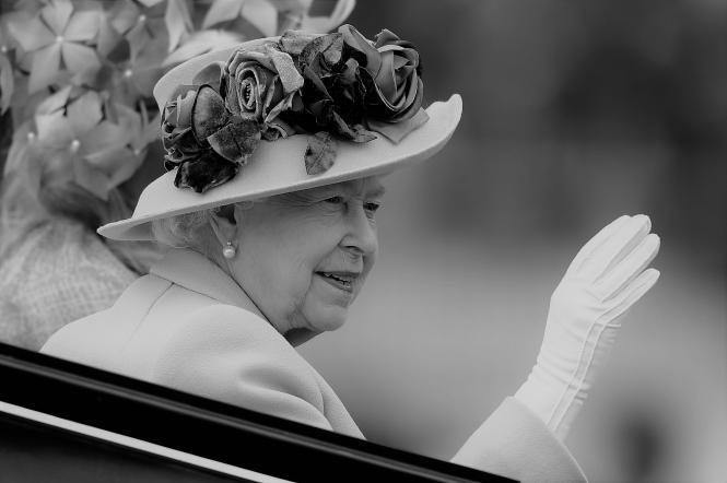 У Великій Британії оголосили 10-денний траур після смерті Єлизавети ІІ