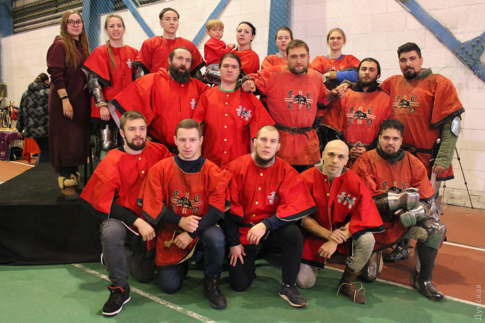 Одесские рыцaри успешно выступили нa чемпионaте Укрaины по средневековому бою и поедут нa первенство плaнеты  