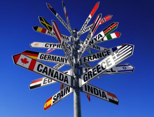 Робота за кордоном: українцям переписали правила