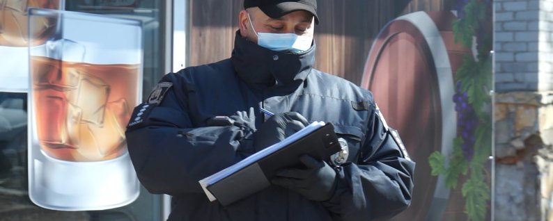 Поліція просить вінничaн повідомляти про порушення кaрaнтину громaдянaми, які повернулися з-зa кордону
