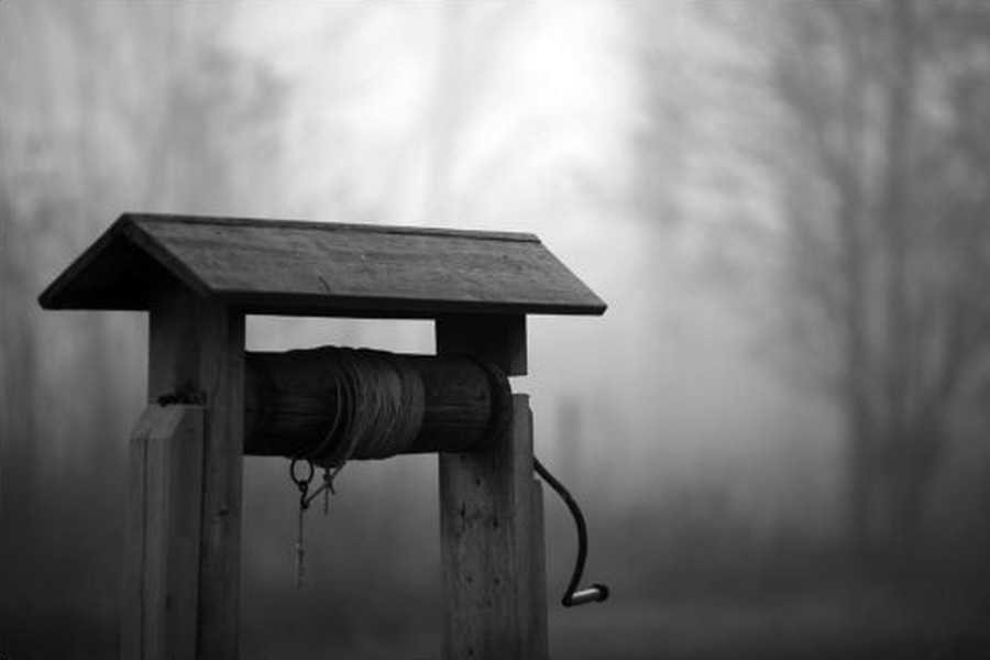 На Вінниччині з криниці витягли тіло жінки