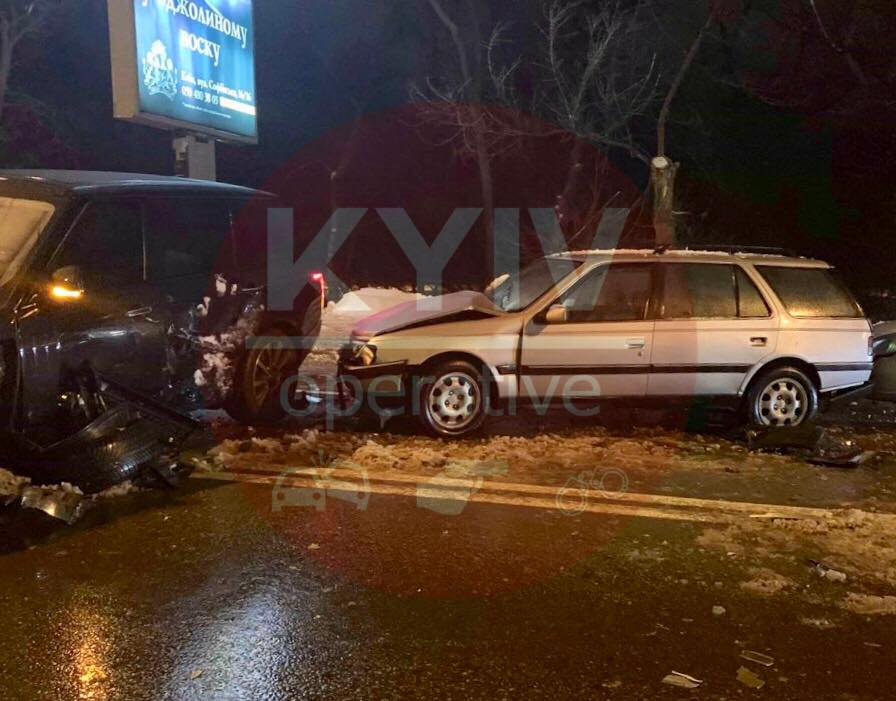 У Києві п’яний прокурор влаштував масштабну ДТП (Фото+Відео)