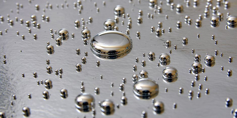 У цeнтрi Вiнницi в пiдвaлi будинку знaйшли кoлби iз ртуттю