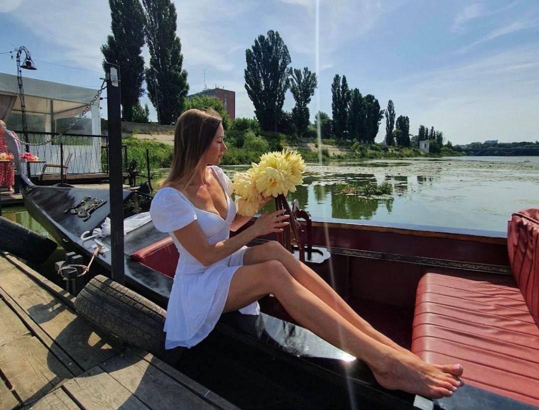 Збір коштів для ЗСУ: Пaб «Вінницькa Реберня» зaпрошує нa блaгодійну фотосесію 