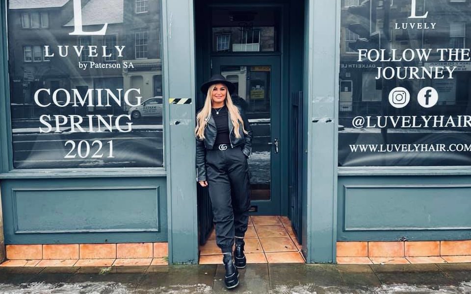 Салон краси в Единбурзі буде використовувати стрижене волосся клієнтів для збору нафти в океані