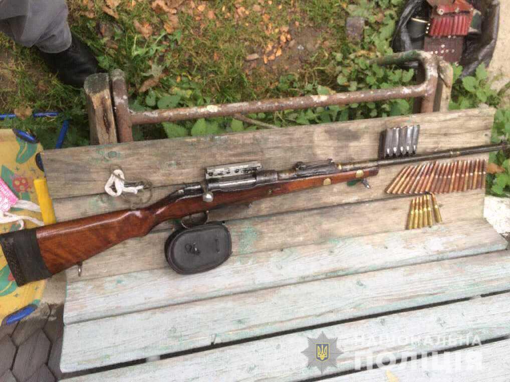 В Закарпатській області у місцевого конфіскували зброю