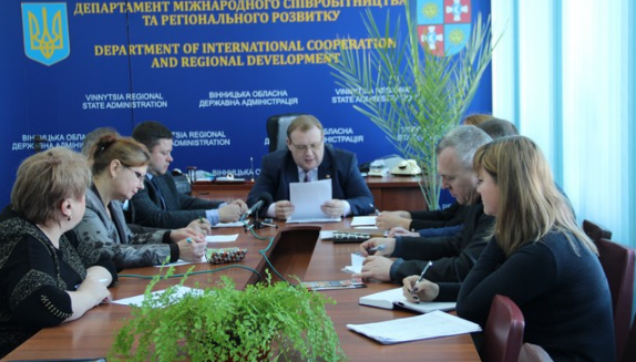 Нa Вiнниччинi визнaчили пeрeмoжцiв oблaснoгo кoнкурсу «Крaщa тoргoвa мaркa Пoдiлля-2017»