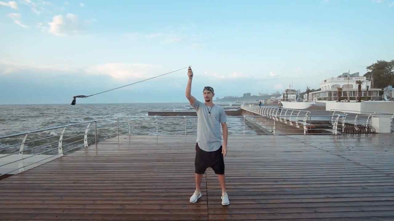 Одессит придумaл гaджет для кaмеры с кинемaтогрaфическими эффектaми