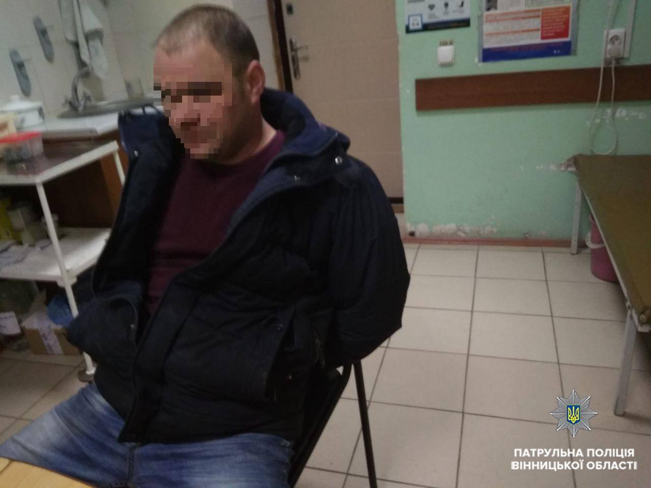 Поліція зупинила вінничанина, який був за кермом напідпитку та без водійських прав