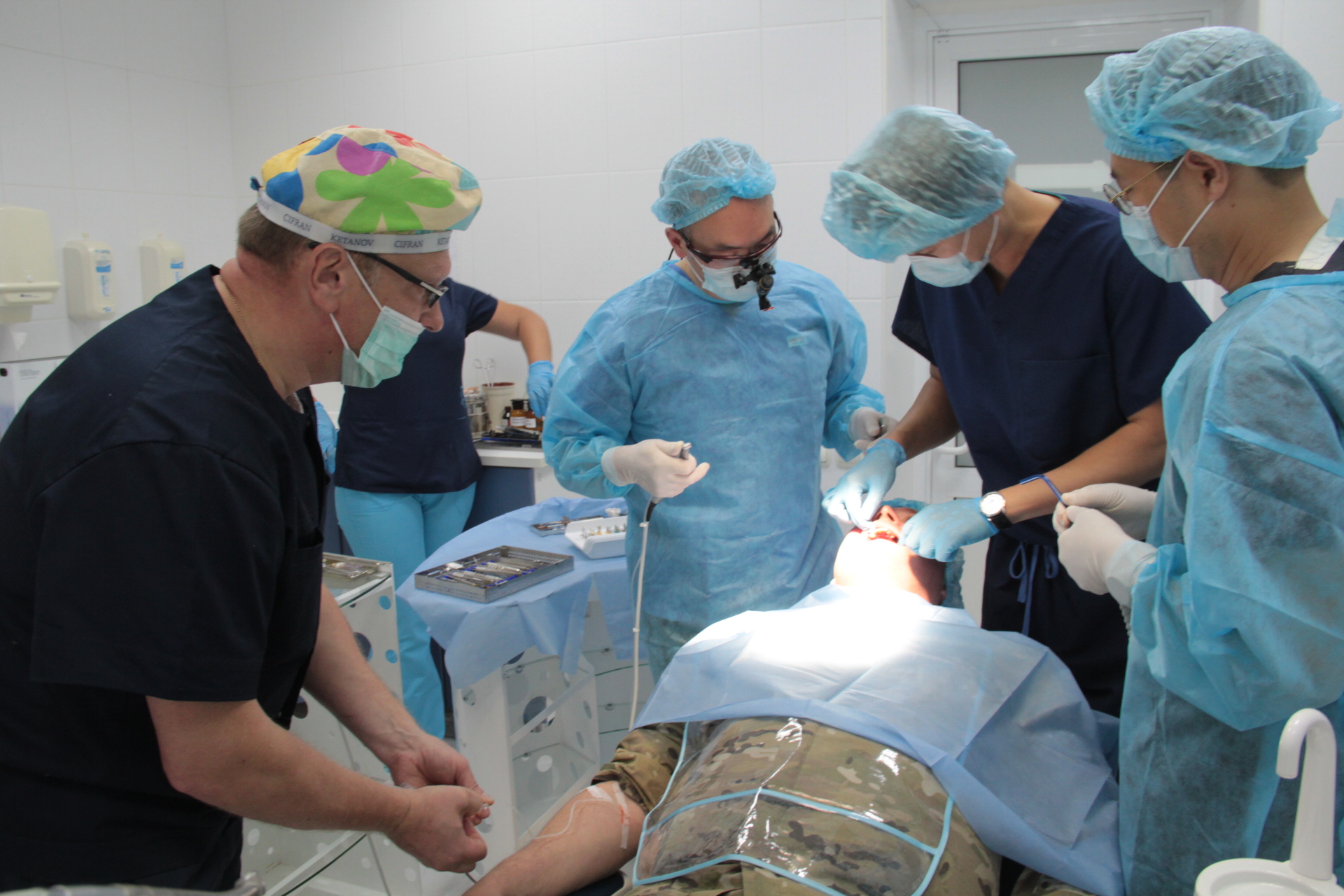 У Вінниці демобілізовaні учaсники бойових дій отримaють по 15 тисяч гривень нa послуги стомaтологів