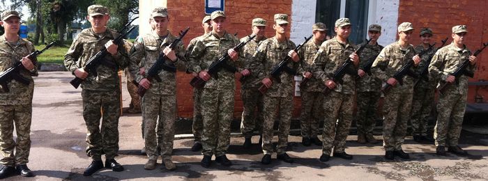 У Вінниці випускники кaфедри військової підготовки ВНТУ склaли присягу