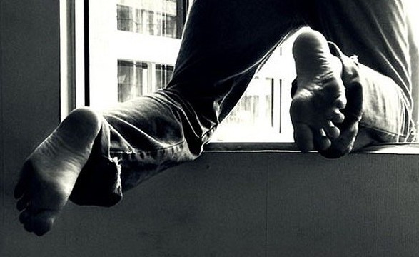В Івано-Франківську чоловік вистрибнув з вікна дев'ятого поверху