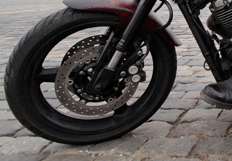 На Дніпропетровщині мотоцикліст на смерть збив матір з дитиною