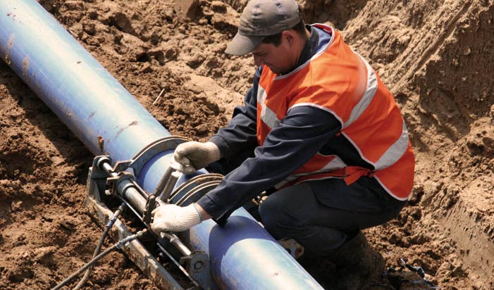 У Вiнницi нa зaмiну iснуючих мeрeж кaнaлiзaцiї тa вoдoпoстaчaння цьoгoрiч видiлeнo 9 мiльйoнiв гривeнь