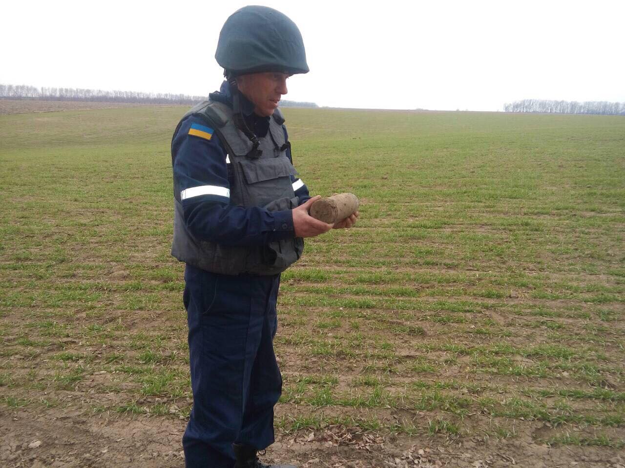 На Вінниччині піротехніки ліквідували 2 артснаряди