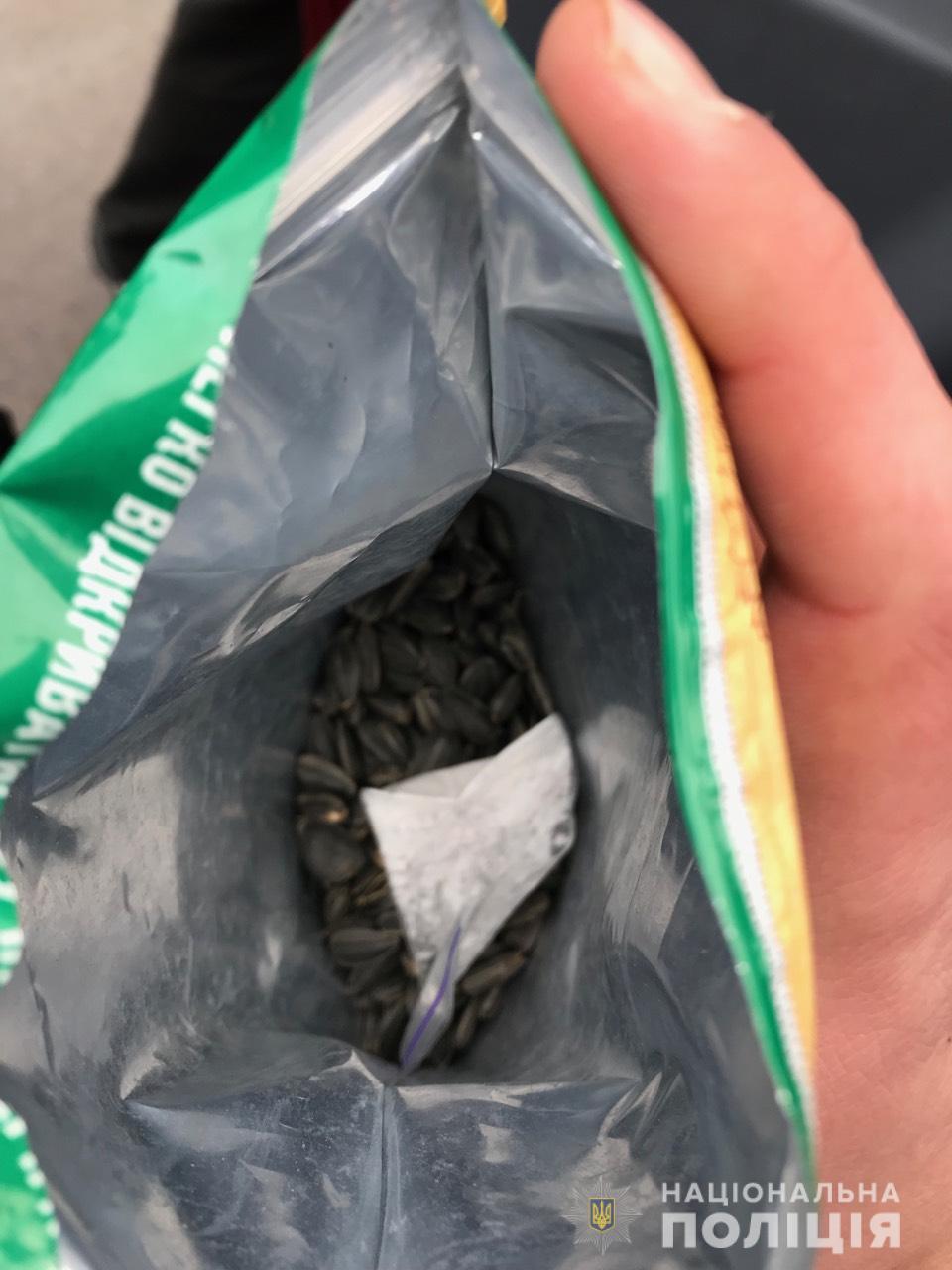 На Вінниччині п’яний водій перевозив наркотики