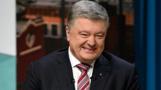Порошенко зловжив своїм становищем, щоб побачитися з сім'єю