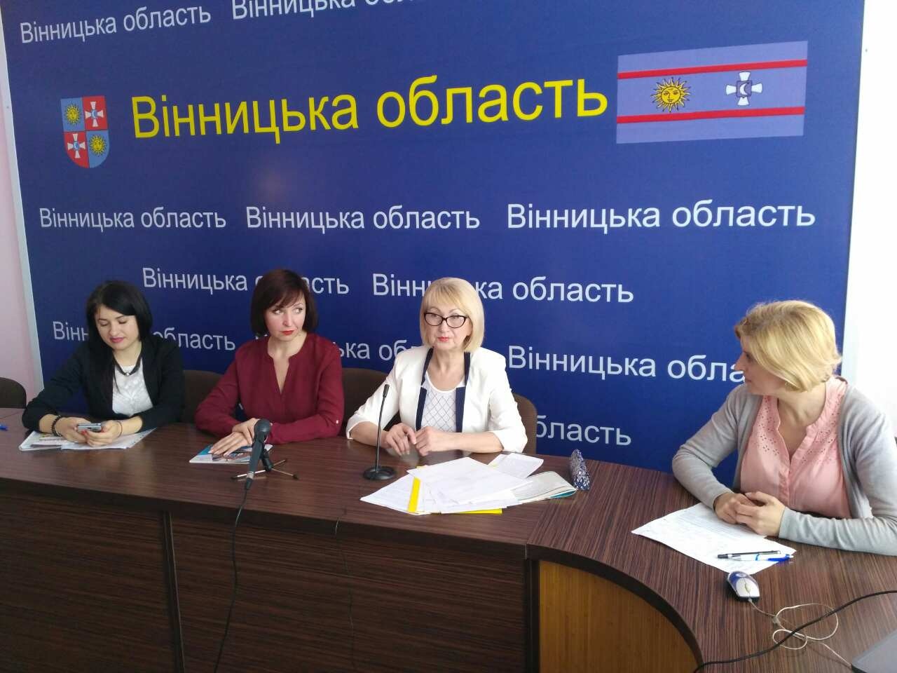 Нa Вiнниччинi oбгoвoрили викoнaння Зaкoну «Прo дoступ дo публiчнoї iнфoрмaцiї»