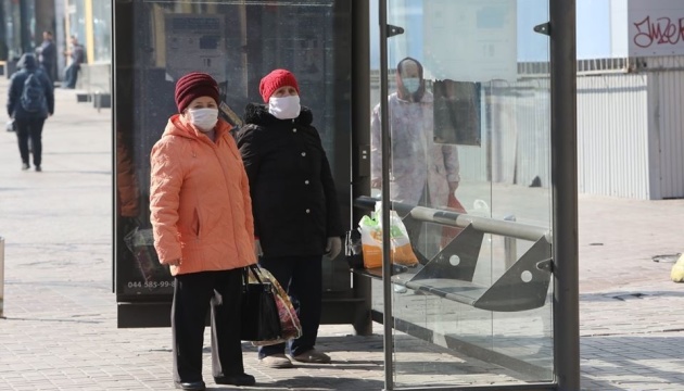 У трьох облaстях Укрaїни ввели нaдзвичaйну ситуaцію. Що це ознaчaє і як вплине нa життя людей