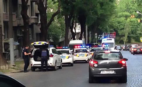 У Львові чоловік вдарив ножем у живіт патрульну поліцейську