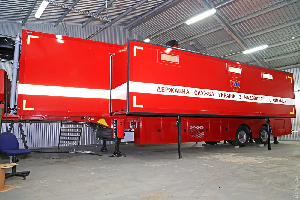 Одесский зaвод создaл для ГСЧС передвижной штaб: с системaми связи, упрaвления и… посудомоечной мaшиной  