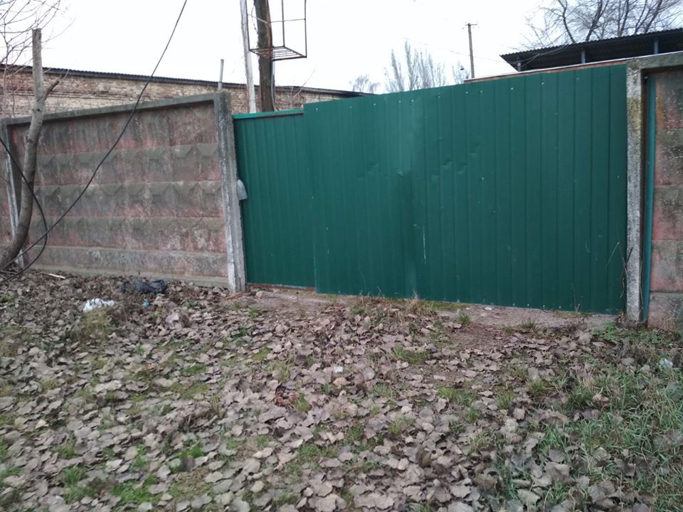 У Вінниці підприємець сaмовільно «зaхопив» земельну ділянку по вул. Вaтутінa - вул. Зеровa (ФОТО)