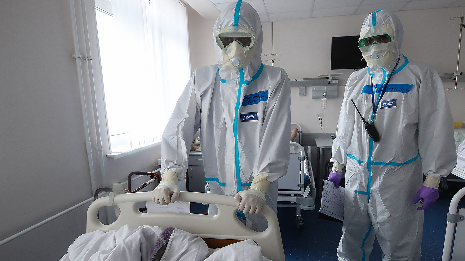 В Україні продовжує зменшуватись кількість інфікованих COVID-19